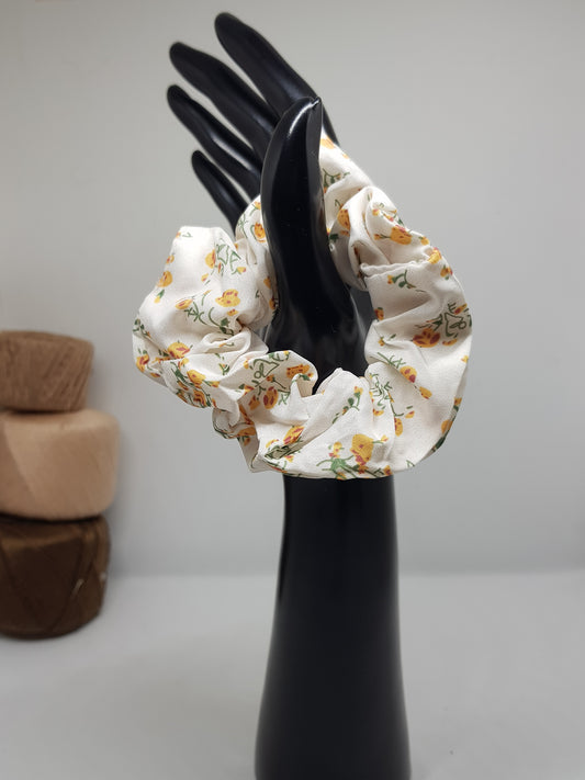 Chouchou blanc & petites fleurs jaunes